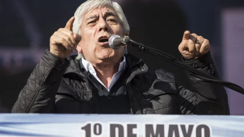 Moyano: "El gobierno tarda demasiado en proteger a los más vulnerables"