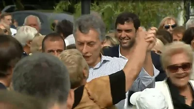 A media hora del comienzo, así está la marcha en el Obelisco a favor de Macri A media hora del comienzo, así está la marcha en el Obelisco a favor de Macri