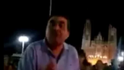 Así agredieron a una mujer que criticó la marcha a la favor de Macri Así agredieron a una mujer que criticó la marcha a la favor de Macri