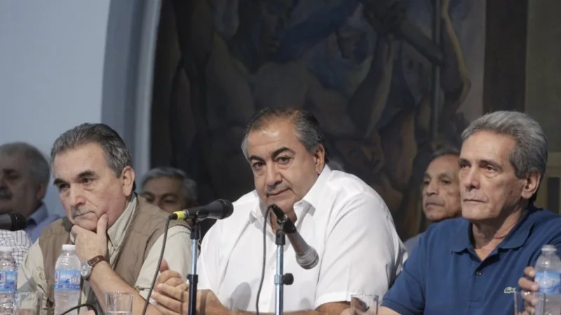 La CGT calificó de "contundente" el paro general en todo el país