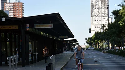 El original reclamo en favor del paro de una trabajadora del Estado El original reclamo en favor del paro de una trabajadora del Estado