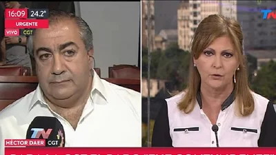 El increíble reto "militante" de una conductora de TN a Daer por hacer el paro El increíble reto "militante" de una conductora de TN a Daer por hacer el paro