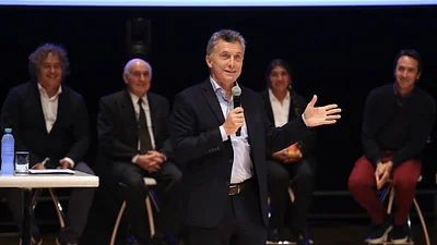 Macri atacó a los docentes: "Violan las normas y encima hacen paro" Macri atacó a los docentes: "Violan las normas y encima hacen paro"