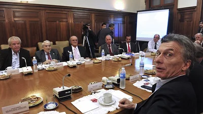 La UIA, "preocupada" por la suba de las tasas que "pone freno de mano" a la economía La UIA, "preocupada" por la suba de las tasas que "pone freno de mano" a la economía
