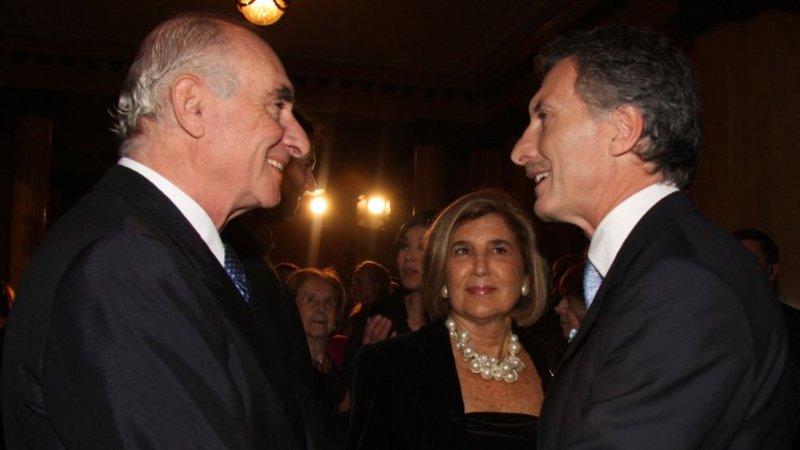 ¿Macri es igual a De la Rua? Un video que se viralizó compara sus discursos