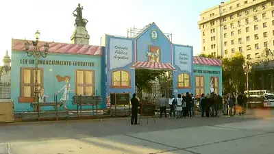 La UCR se burló de la escuela itinerante: "No vuelven más" La UCR se burló de la escuela itinerante: "No vuelven más"
