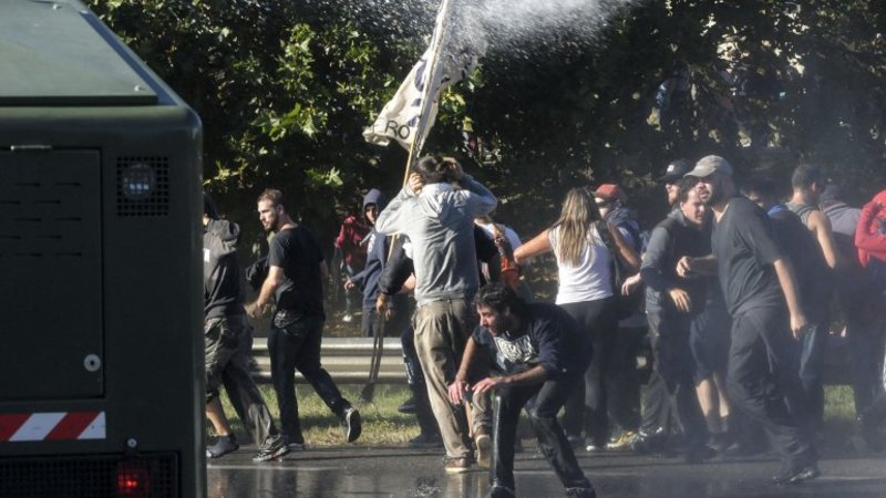 Un funcionario del PAMI festejó la represión a trabajadores y los llamo "kukas chorizombies"