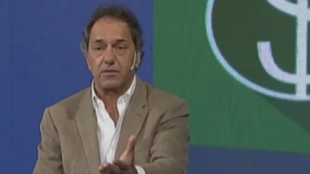 Scioli alertó sobre una nueva "etapa del ajuste" si Cambiemos gana las elecciones