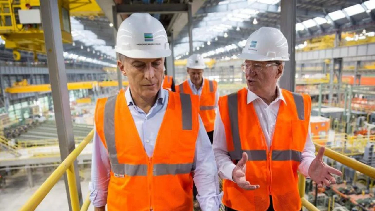 Insólito: Macri inauguró una planta de Tenaris con 600 nuevos empleados pero en EE.UU
