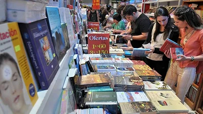 Lanzan un plan de compra de libros en tres cuotas que durará sólo 20 días Lanzan un plan de compra de libros en tres cuotas que durará sólo 20 días