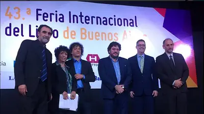 "Conmigo no", el mal momento que pasó Avelluto en la Feria del Libro "Conmigo no", el mal momento que pasó Avelluto en la Feria del Libro