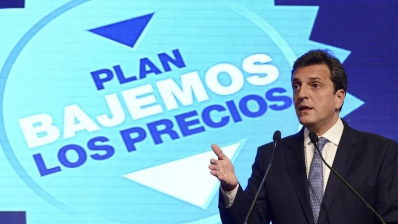 Massa propuso eliminar el IVA en alimentos "para bajar 20% los precios"