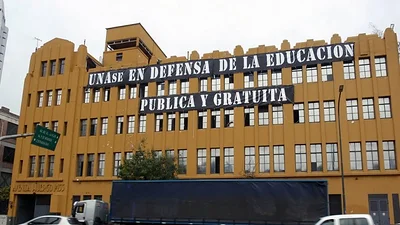 El Gobierno dejó sin presupuesto a la Universidad de Artes El Gobierno dejó sin presupuesto a la Universidad de Artes