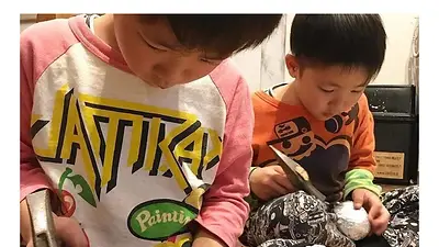 La nueva moda viral de Japón: pulir bolas de aluminio hasta dejarlas brillantes La nueva moda viral de Japón: pulir bolas de aluminio hasta dejarlas brillantes