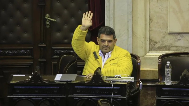 Olmedo se defendió de las críticas y tuvo un fuerte cruce con la oposición