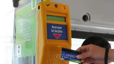 Tras el tarifazo en el transporte, el Gobierno no piensa ampliar el saldo negativo de la SUBE Tras el tarifazo en el transporte, el Gobierno no piensa ampliar el saldo negativo de la SUBE