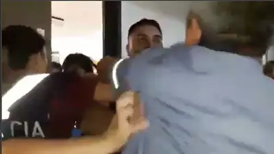 La policía de la Ciudad persiguió a trabajadores del subterráneo La policía de la Ciudad persiguió a trabajadores del subterráneo