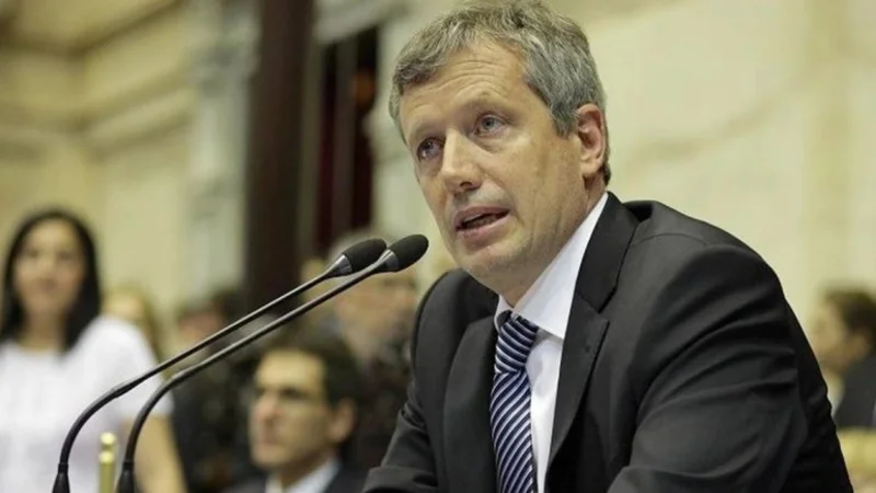 Monzó ya tenía preparada una sesión express para tratar tarifas