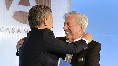 Vargas Llosa: "El peronismo y el kirchnerismo llevaron a la Argentina a un inmenso y flagrante fracaso" Vargas Llosa: "El peronismo y el kirchnerismo llevaron a la Argentina a un inmenso y flagrante fracaso"