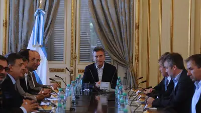 Tensión en Cambiemos: un sector de la UCR quiere romper y acercarse a Lavagna Tensión en Cambiemos: un sector de la UCR quiere romper y acercarse a Lavagna