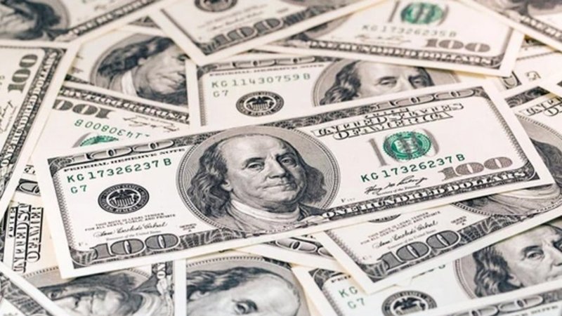 Dólar hoy: cerró a $ 43,83 con la tasa casi al 68%