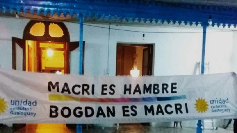 En Entre Ríos, vecinos de Gualeguay escracharon e insultaron a Macri