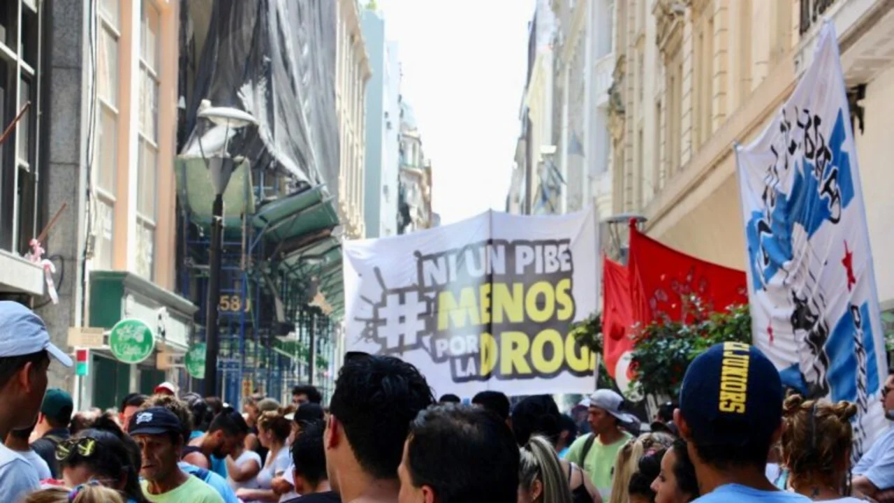 Cambiemos destina solo $ 60 por día por chico para sacarlos de las drogas