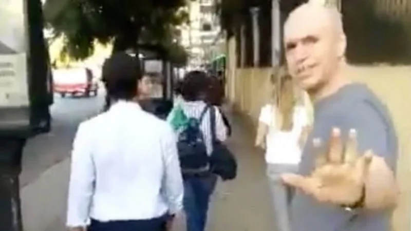 Escracharon a Larreta en la calle con una lluvia de insultos