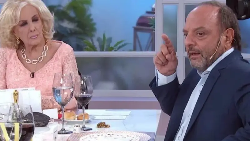 Baby Etchecopar atacó a las mujeres y Mirtha le puso los puntos frente a todos