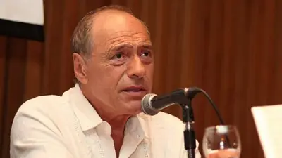 Raúl Zaffaroni aseguró que "hay una persecución política y empresaria" Raúl Zaffaroni aseguró que "hay una persecución política y empresaria"