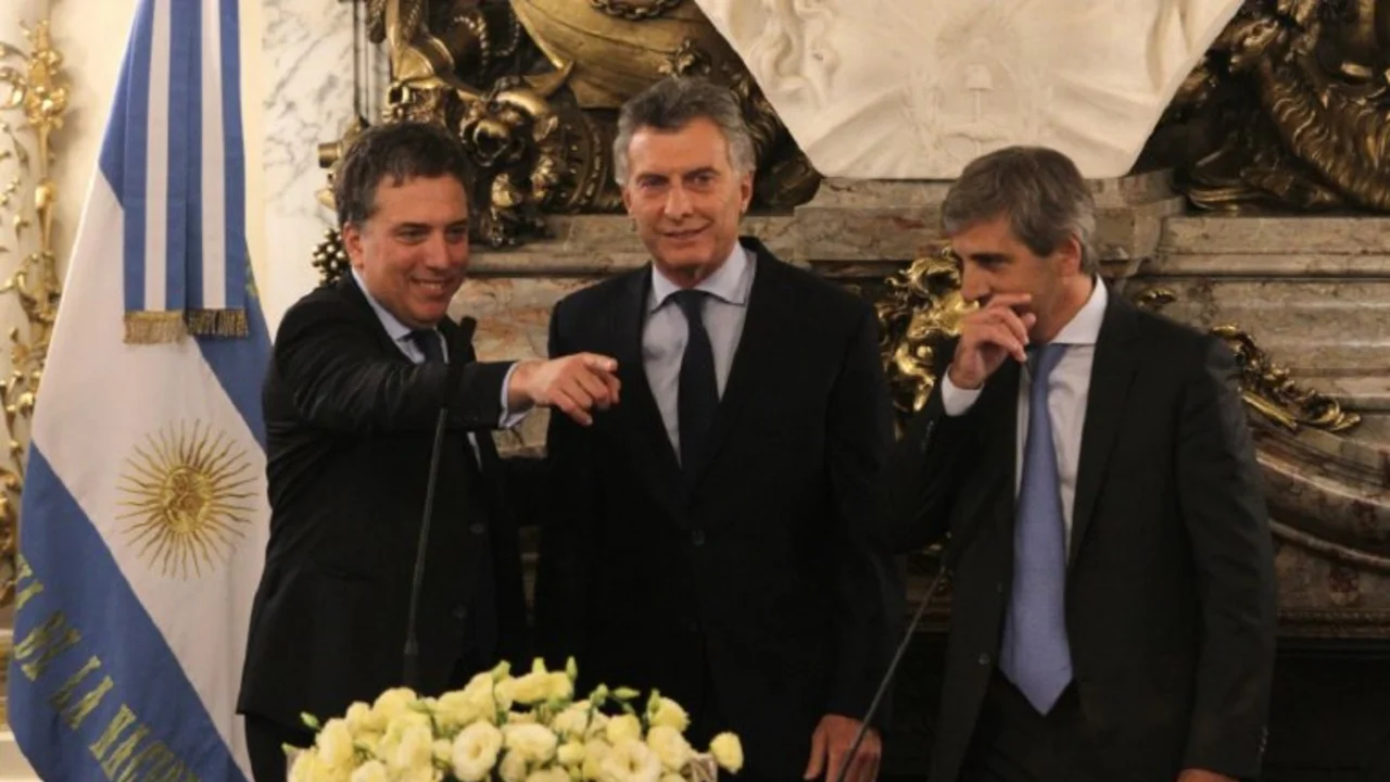La mitad de la deuda contraída por Argentina desde 2016 se fugó: casi U$S100 mil millones