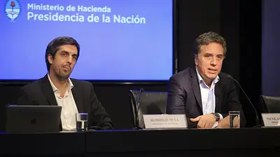 Anuncios de Macri: el Gobierno promete congelar tarifas pero "recuerda" que tiene un incremento pautado de gas Anuncios de Macri: el Gobierno promete congelar tarifas pero "recuerda" que tiene un incremento pautado de gas