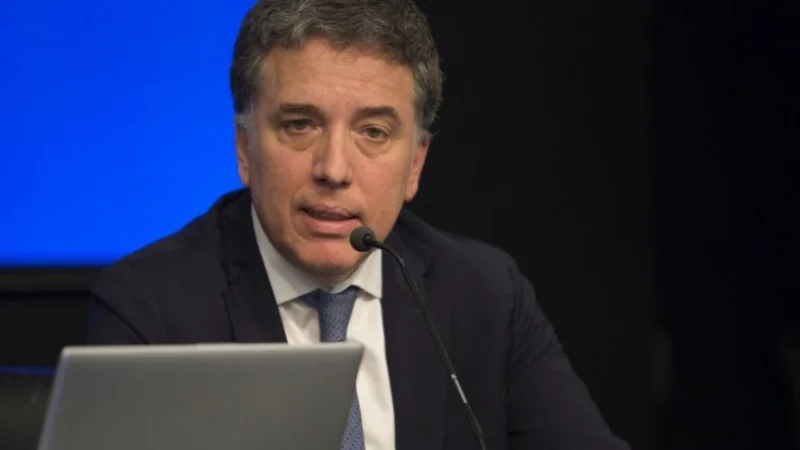 Dujovne contradijo a Macri y reconoció que en abril la inflación será más alta
