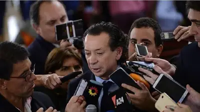 Los desubicados chistes de Sica sobre Pascuas en medio la crisis económica Los desubicados chistes de Sica sobre Pascuas en medio la crisis económica