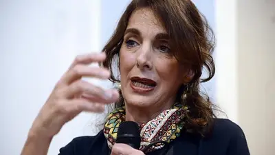 María Eugenia Bielsa: "Voy a acompañar la candidatura de Omar Perotti" María Eugenia Bielsa: "Voy a acompañar la candidatura de Omar Perotti"