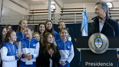 Los clubes de barrio realizan un apagón contra los tarifazos Los clubes de barrio realizan un apagón contra los tarifazos