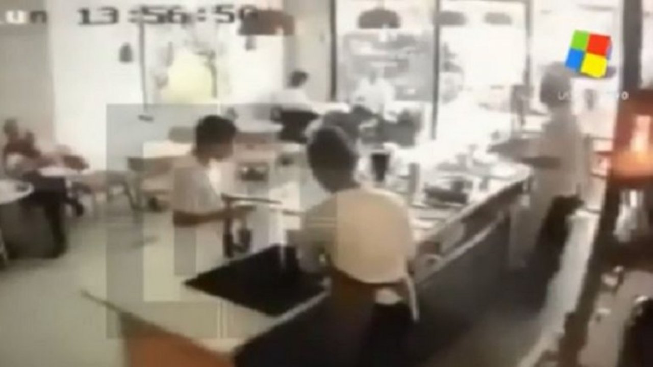 Video inédito: Lousteau ayudó a detener a un delincuente en un bar de Recoleta