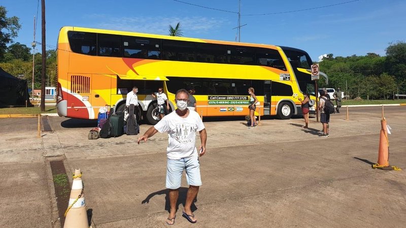 Repatriaron a 16 argentinos varados en el paso internacional Iguazú, frontera con Brasil
