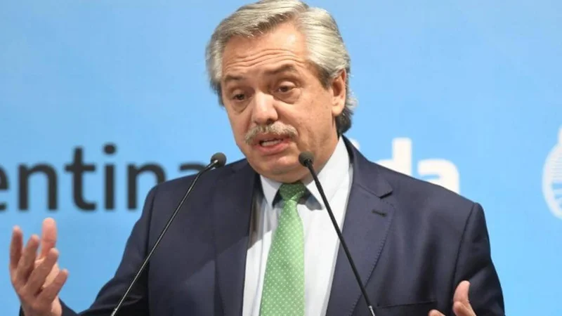 Video: Alberto Fernández agradeció los saludos de cumpleaños tras un festejo en plena cuarentena