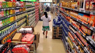 El Gobierno dijo que "no hay ni habrá faltantes de mercadería" durante el aislamiento El Gobierno dijo que "no hay ni habrá faltantes de mercadería" durante el aislamiento