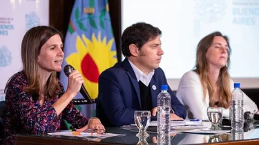 Kicillof anunció más inversión en alimentos y un bono docente
