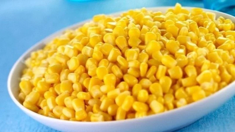 ANMAT prohibió una lata de choclo en grano de origen brasileño