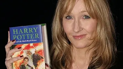 La consagrada escritora J.K Rowling relató que tuvo los síntomas de coronavirus, aunque decidió no testearse La consagrada escritora J.K Rowling relató que tuvo los síntomas de coronavirus, aunque decidió no testearse
