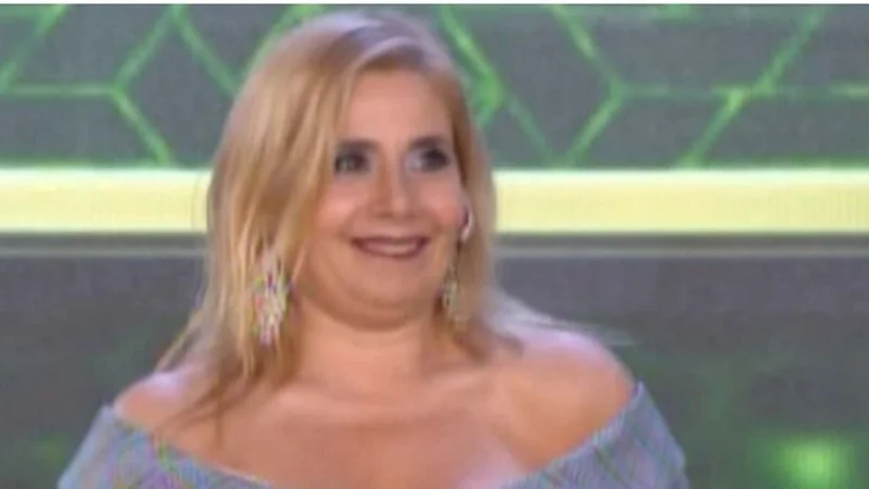 El incómodo momento de Andrea Politti por un estornudo en su programa