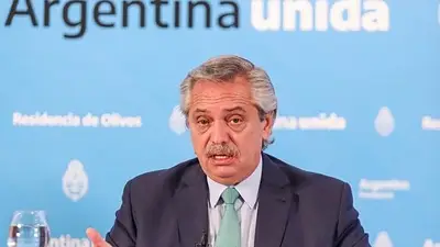 Alberto Fernández denunció que hay una "campaña mediática" contra el Gobierno por las prisiones domiciliarias Alberto Fernández denunció que hay una "campaña mediática" contra el Gobierno por las prisiones domiciliarias