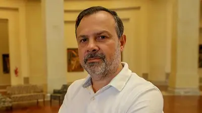Gustavo Sylvestre completamente enfurecido al aire destrozó a un empresario Gustavo Sylvestre completamente enfurecido al aire destrozó a un empresario