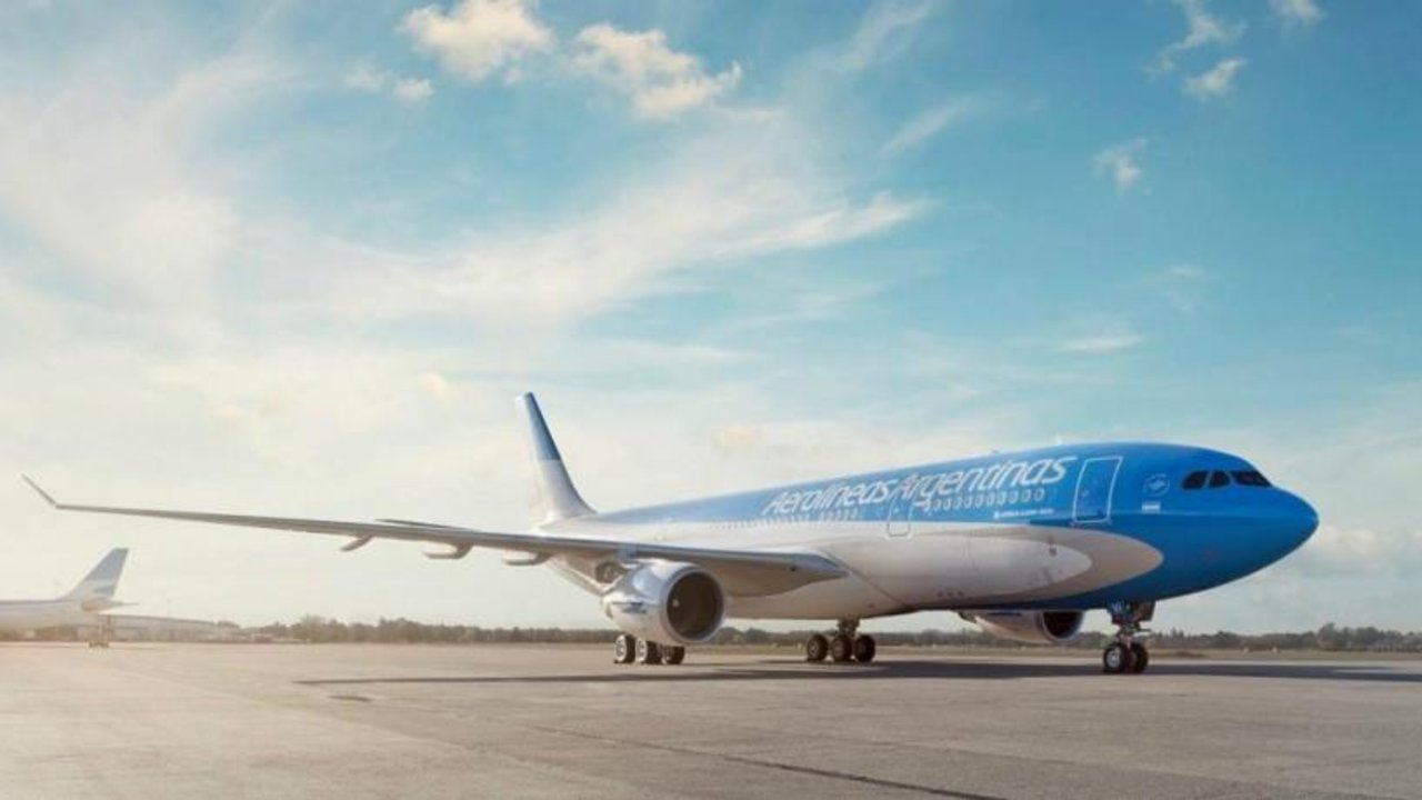 Histórico viaje de los trabajadores de Aerolineas Argentinas para salvar al país en medio de la pandemia de coronavirus