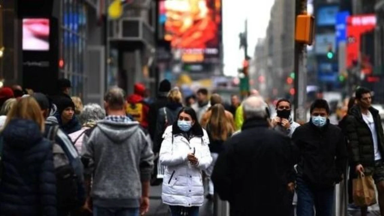 En Nueva York hacen 20 cuadras de colas para recibir alimentos