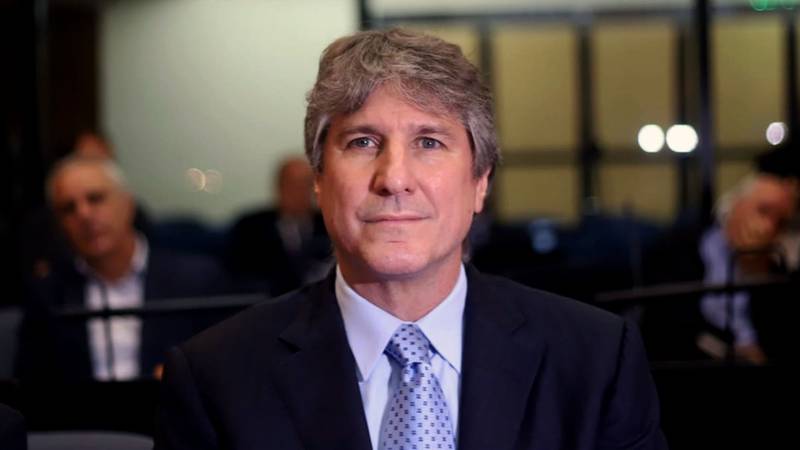 Amado Boudou presentó de forma exclusiva una canción suya de amor