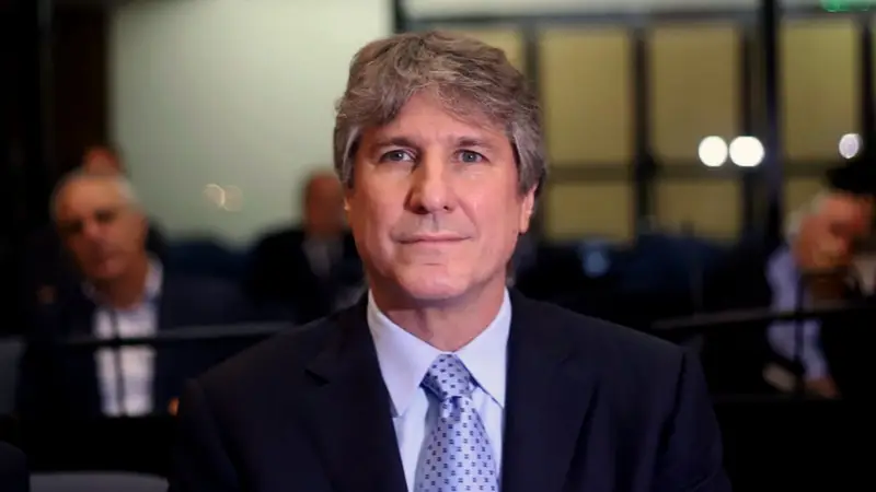Amado Boudou presentó de forma exclusiva una canción suya de amor